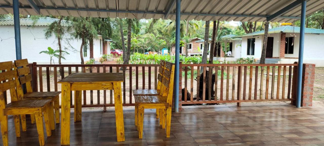 Vishraanti Beach Stay Kumta ภายนอก รูปภาพ