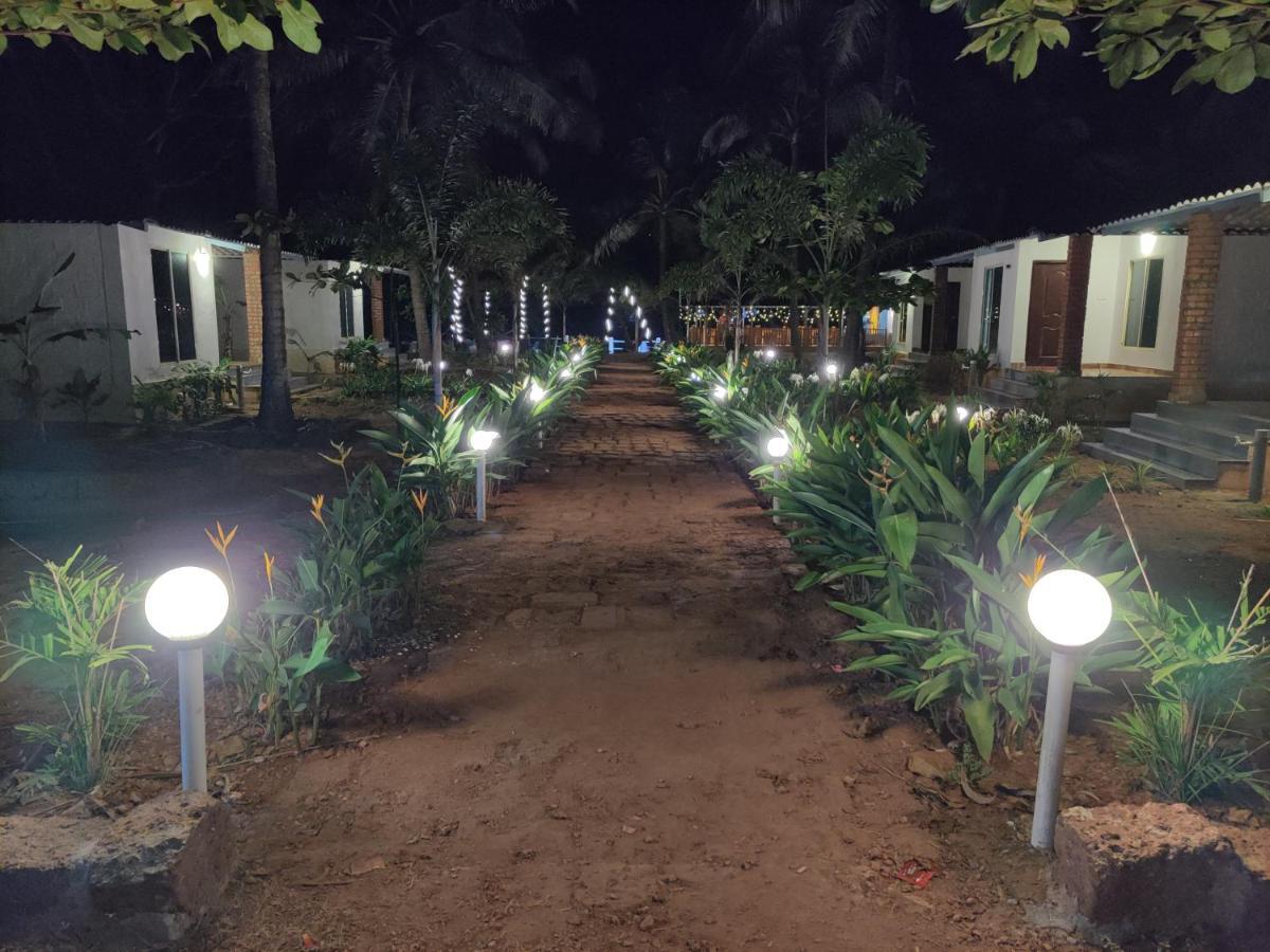 Vishraanti Beach Stay Kumta ภายนอก รูปภาพ