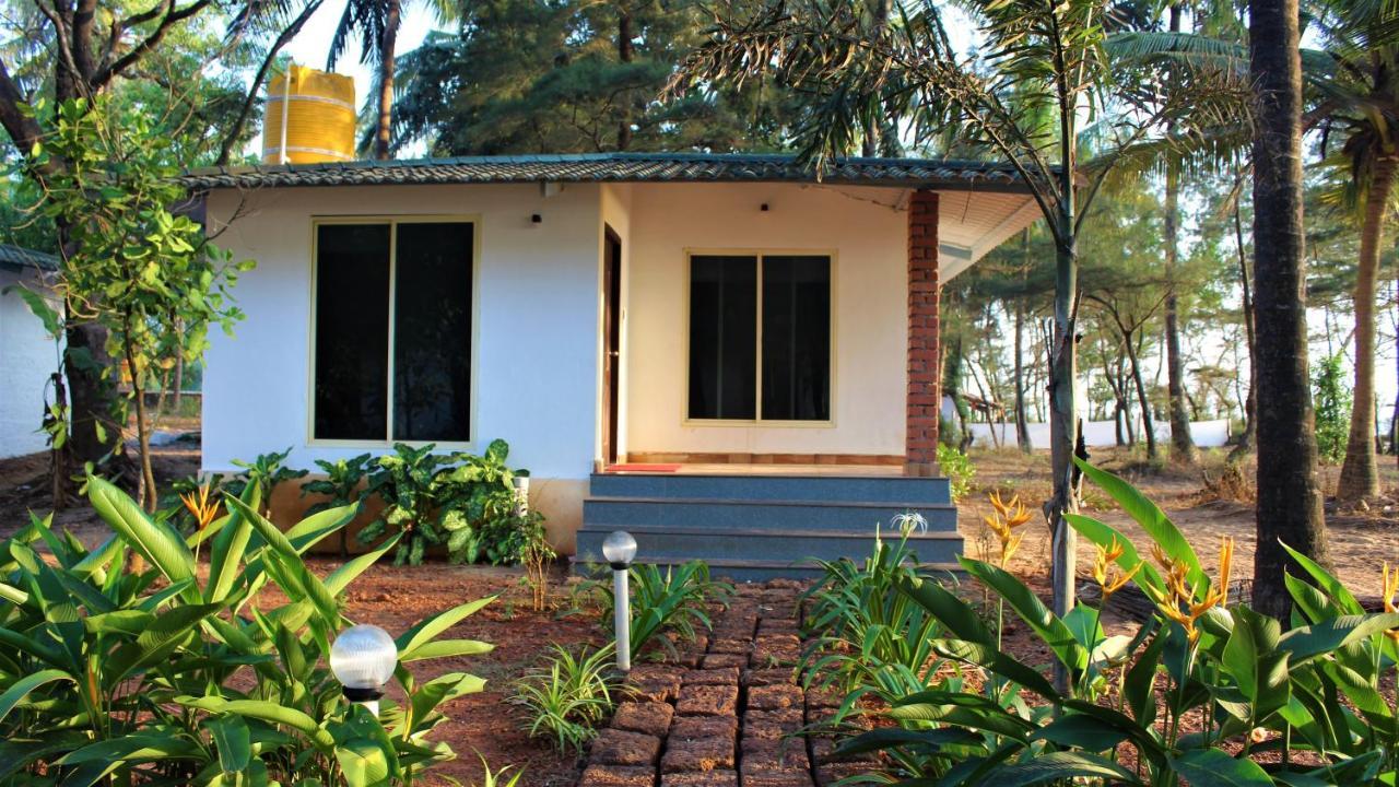 Vishraanti Beach Stay Kumta ภายนอก รูปภาพ